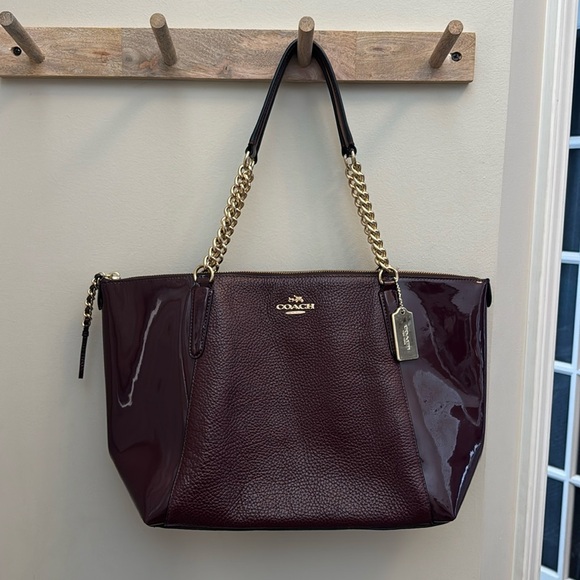 Vintage Coach AVA CHAIN TOTE IN purple SIGNATURE LEATHER - Picture 1 of 11